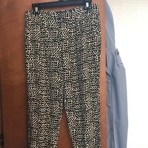 Black and White fashion pants